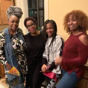 Meet your Posher, Angela